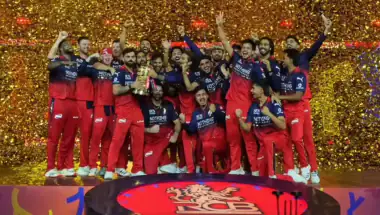 आरसीबी ने फिर रचा इतिहास! कोहली का जादू चला, लगातार दूसरी बार IPL चैंपियन!