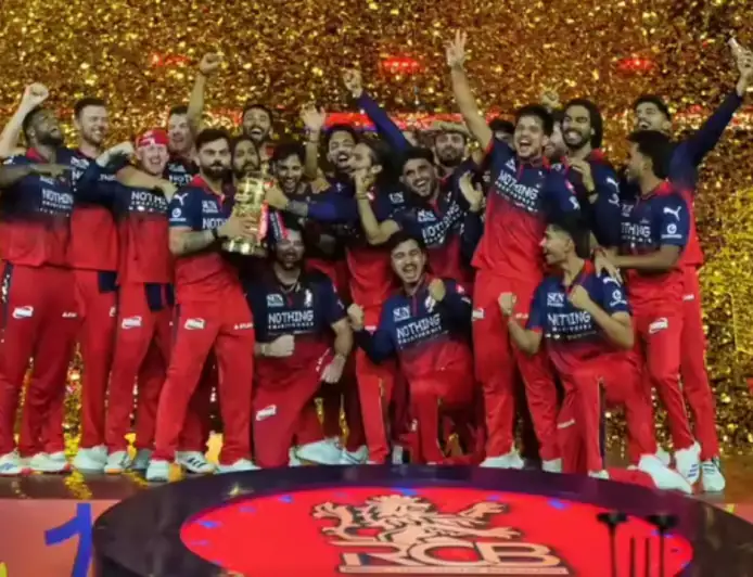 आरसीबी ने फिर रचा इतिहास! कोहली का जादू चला, लगातार दूसरी बार IPL चैंपियन!